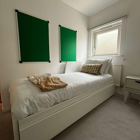 City Center,2 Bedroom Apartment With Parking Cambridge  Exterior photo