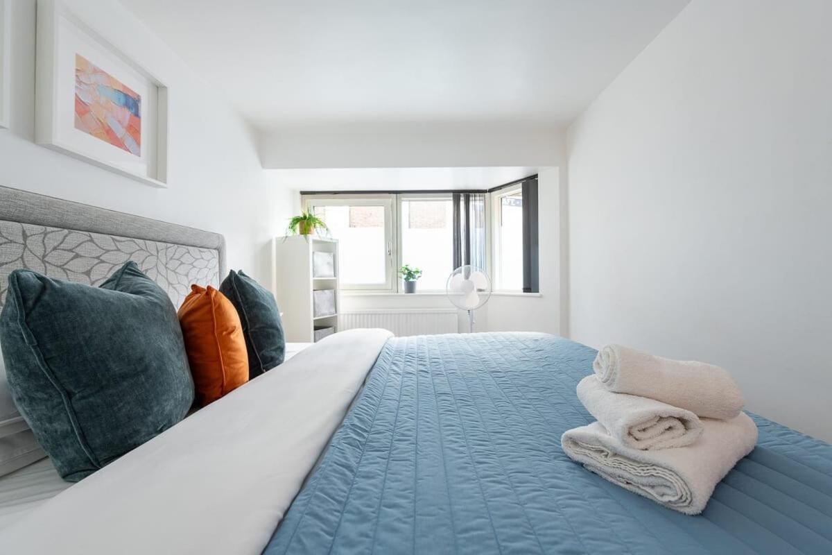 City Center,2 Bedroom Apartment With Parking Cambridge  Exterior photo