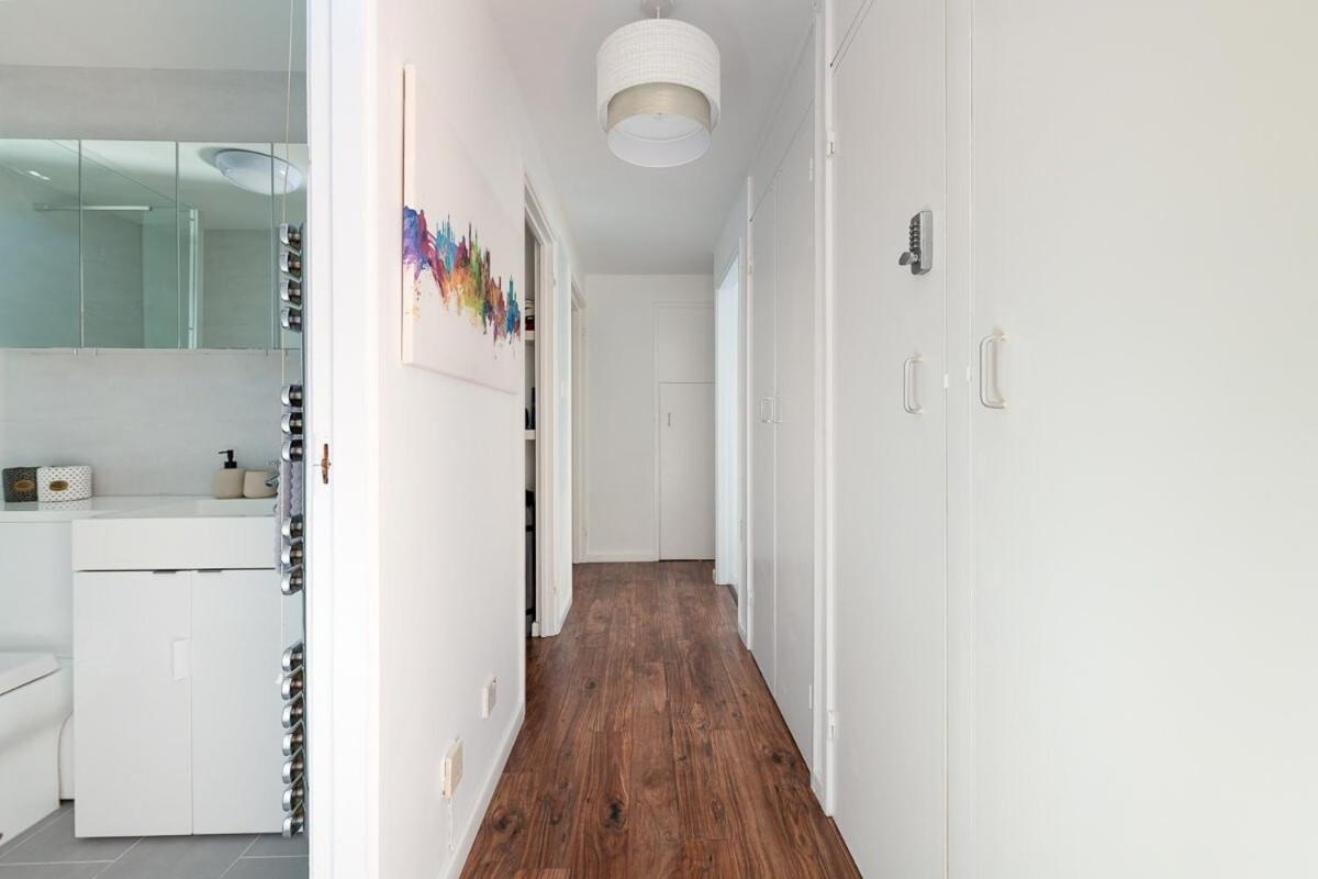 City Center,2 Bedroom Apartment With Parking Cambridge  Exterior photo